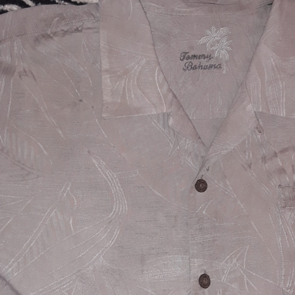 Tommy Bahama Cream Short Slv Button Down - Picture 2 of 7